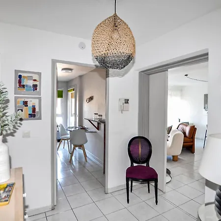 Gorgeous Apartment In Perpignan アパート ペルピニャン
