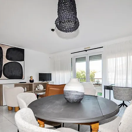 Gorgeous Apartment In Perpignan * Perpinhã